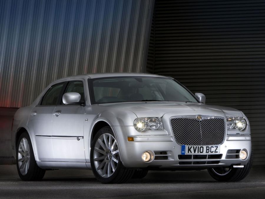  Chrysler 300C CRD SRT-Design 2008 года  (фото 4 из 21)